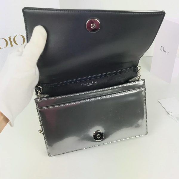 Dior Diorama Wallet On Chain (WOC) Online