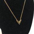 Louis Vuitton Essential V Necklace Discount