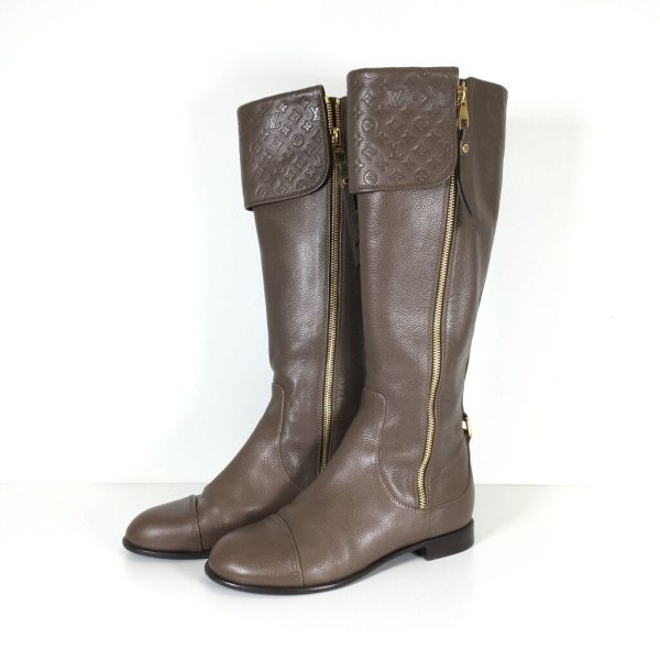 Louis Vuitton Riding Boots size 36 For Sale