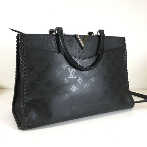 Louis Vuitton Very Zipped Tote on Sale