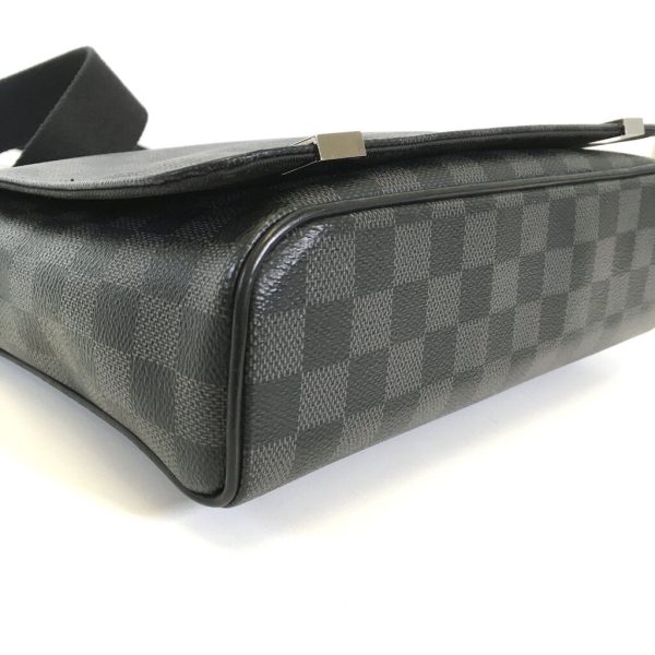 Louis Vuitton Messenger Bag Online